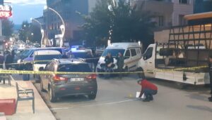 trafik kavgasi kanli bitti 1 kisi ayagindan silahla vuruldu Ru8iiTH5.jpg